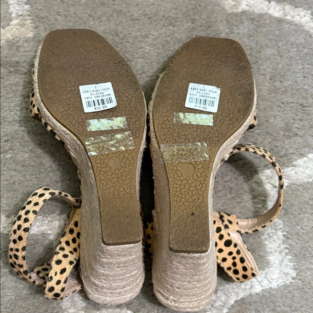 Charlotte Russe leopard espadrille sandal wedge heel Size 7